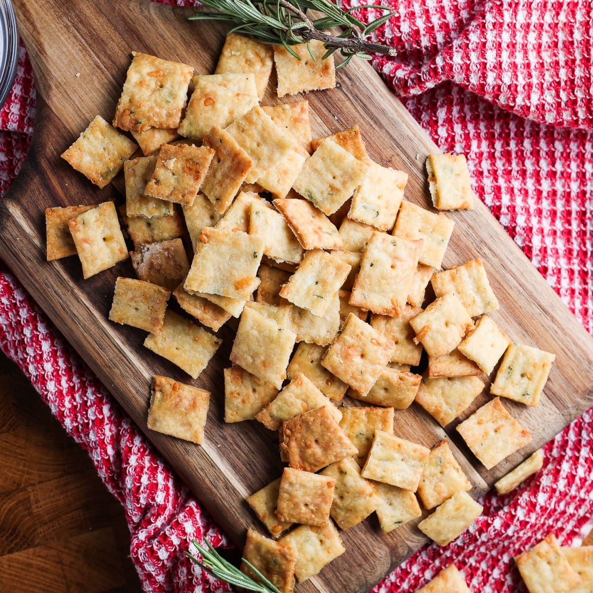 Sourdough Discard Crackers Recipe for Beginners